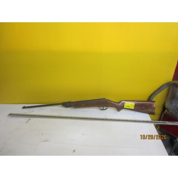 SLAVIA 618 PELLET RIFLE, .177 CALIBER