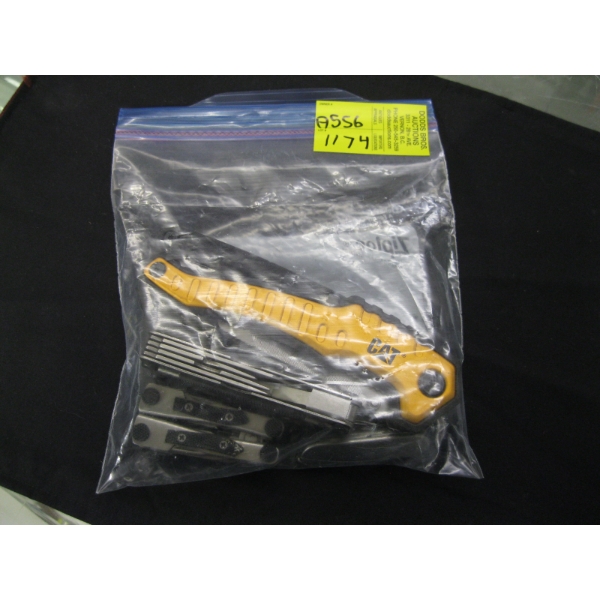 BAG W/4 POCKETKNIVES