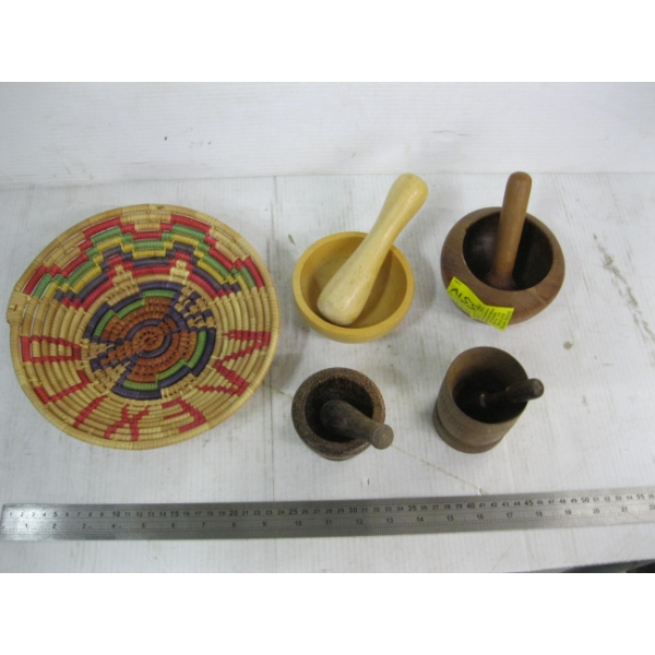 4 SM. MORTARS & PESTLES & BASKET