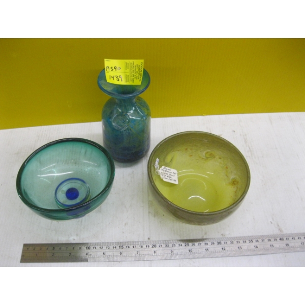 3 ART GLASS PIECES