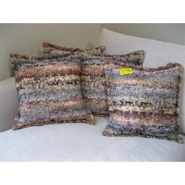 4 COLORFUL PILLOWS
