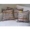 Image 1 : 4 COLORFUL PILLOWS
