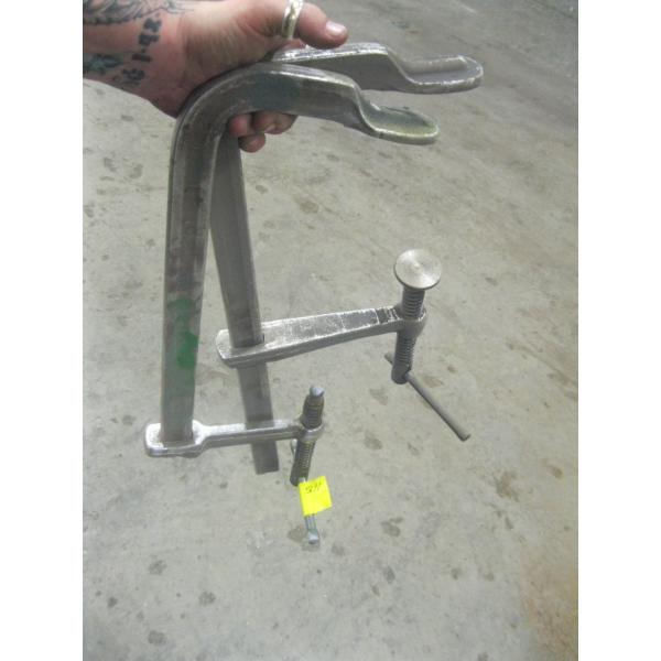 2 METAL SLIDING CLAMPS