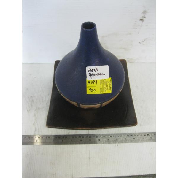 2 PIECES OF WEST GERMAN POTTERY