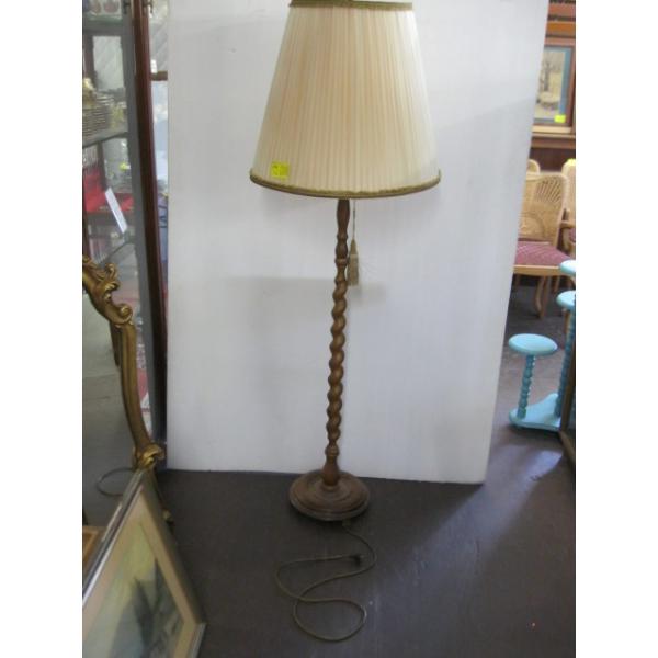 BARLEY TWIST WOODEN FLOOR LAMP