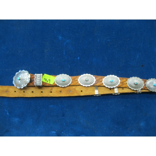 NAVAJO CONCHO BELT