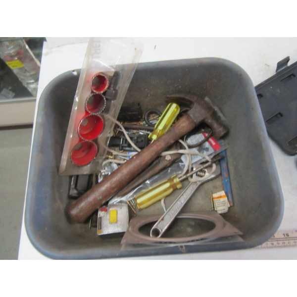 SM. TOTE OF MISC. TOOLS