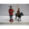 Image 1 : 2 VINTAGE RCMP SOUVENIRS