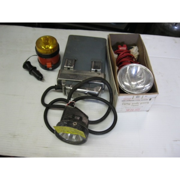 3 - 12V LIGHTS