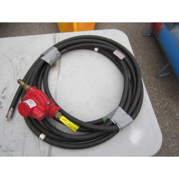 PROPANE HOSE W/REGULATOR