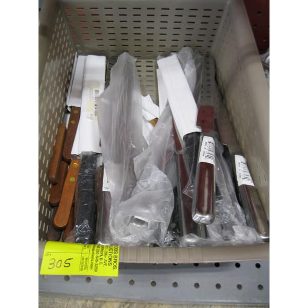 BASKET W/ASST. KNIVES