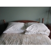Image 3 : VILAS MAPLE QUEEN SIZE BEDFRAME W/BOX SPRING  & MATTRESS
