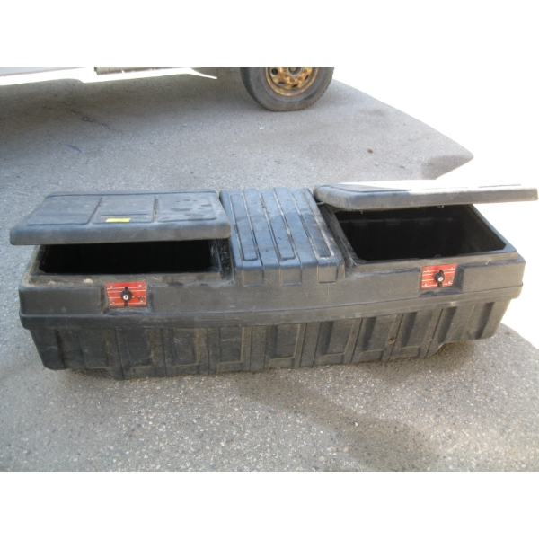PLASTIC TRUCK TOOLBOX