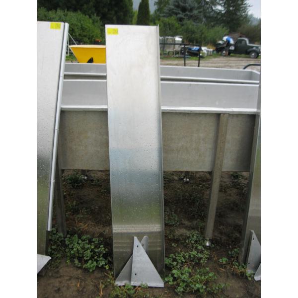 5'X1' STAINLESS STEEL SHELF UNIT W/BRACKETS