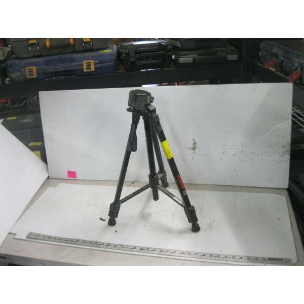 BOSCH TRIPOD STAND