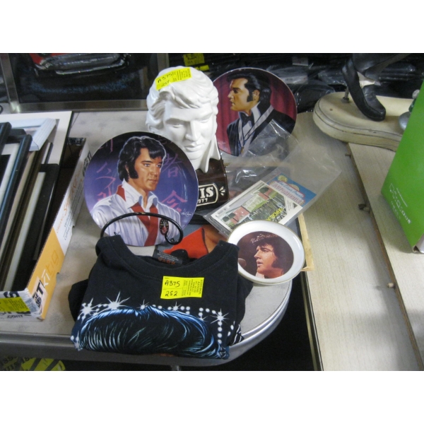 COLLECTABLE ELVIS ITEMS