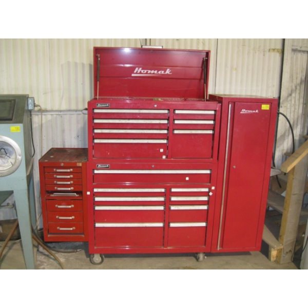 LARGE HOMAK MULTI-DRAWERED TOOL CABINET W/SIDE DRAWERS & CABINET