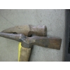 Image 2 : HAMMER, PICK AXE, BENCHMARK SOCKET SET