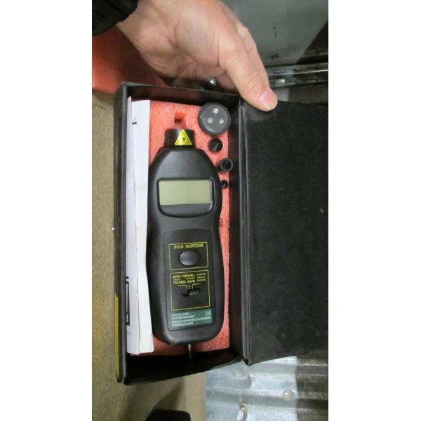 DIGITAL LAZER TACHOMETER