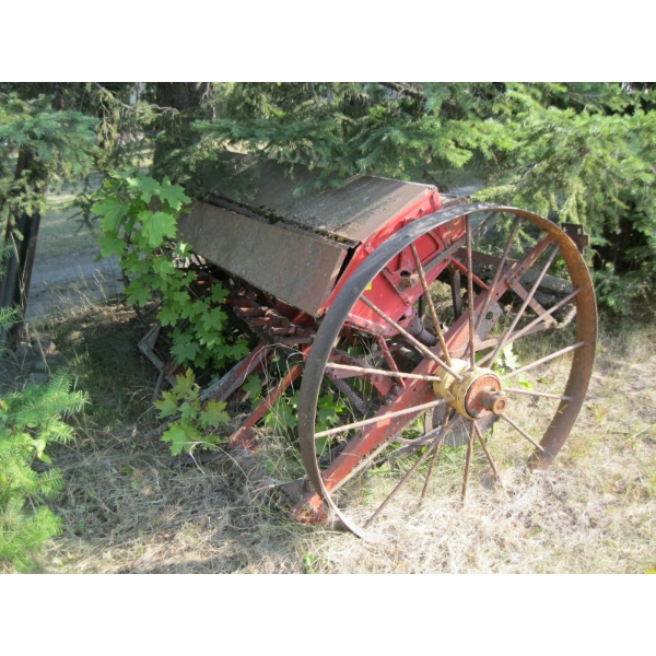 SEEDER/PLANTER