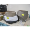 Image 1 : ASST. VARIOUS SIZES/COLORS OF COVE MOLDING