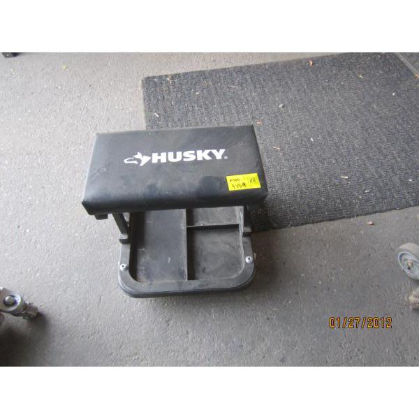 HUSKY MECHANIC'S STOOL