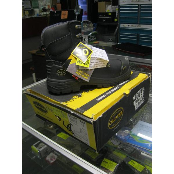 PAIR OF SZ 14 OLIVER SAFETY STEEL TOE BOOTS