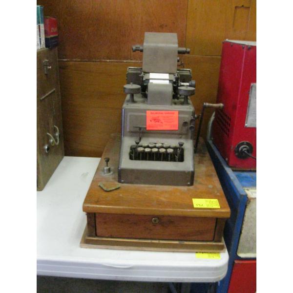 CASH REGISTER ADDING MACHINE - FROM BALMORAL GARAGE