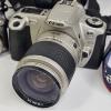 Image 5 : 2 CANON CAMERAS & REBEL 2000, 3 DIGITAL CAMERAS (NO CHARGERS), CANON SPEEDLITE & MINOLTA AUTO