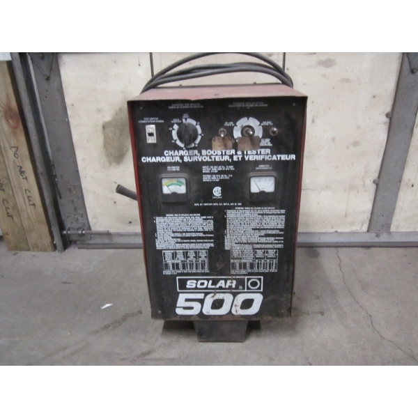 SOLAR 500 BATTERY CHARGER/BOOSTER/TESTER