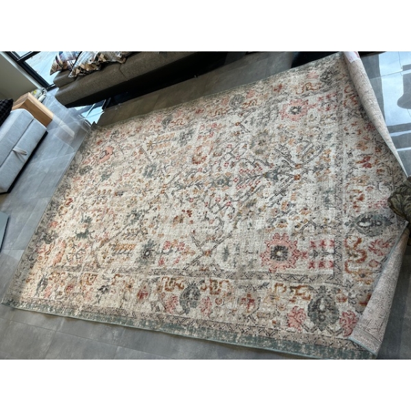 APPROX. 114"X79" AREA CARPET