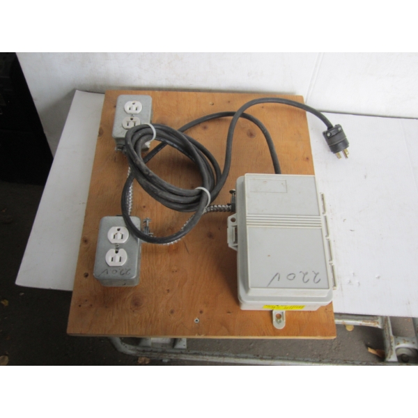 ELECTRICAL BOX W/TIMER