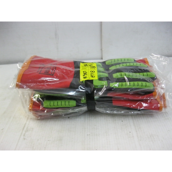 4 PAIR OF SZ 9 NEW GLOVES