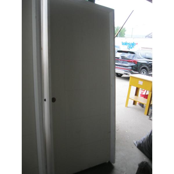 36X80 R HAND EXTERIOR DOOR