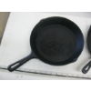 Image 2 : 2 CAST IRON POTS & A SM. CAST IRON BOWL W/HANDLES