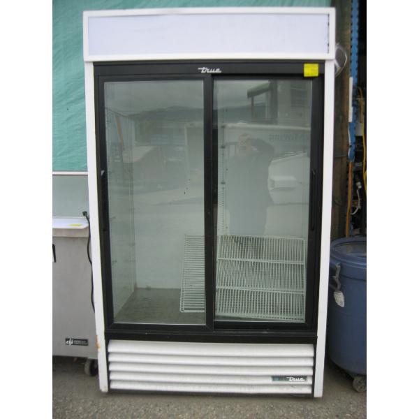 TRUE DOUBLE DOOR FRIDGE