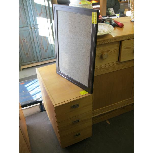 3 DRAWER ROLLING UNIT & SM. CORK BOARD