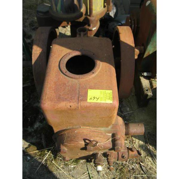 STATIONARY ENGINE