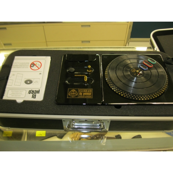 PLAYSTATION 3 DJ HERO RENEGADE EDITION