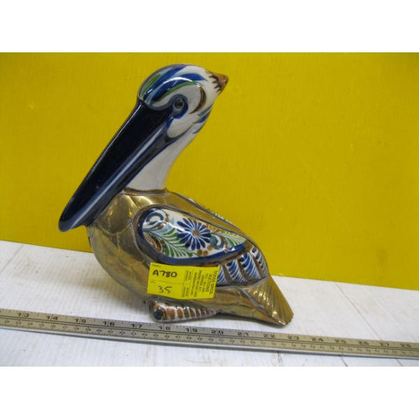 DECORATIVE GLASS & CERAMIC PELICAN