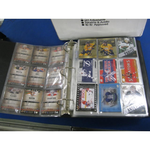 2 LG. BINDERS OF HOCKEY CARDS +EXTRAS (MAGAZINES, ETC.)