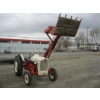 Image 4 : FORD MODEL 600 1954 TRACTOR W/THE SINGLE ARM FRONT END LOADER (GOOD RUNNING ORDER) 