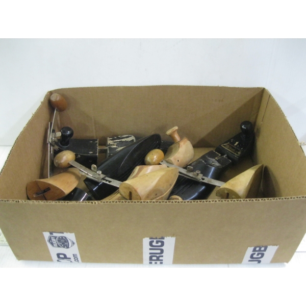 SHOE STRETCHERS