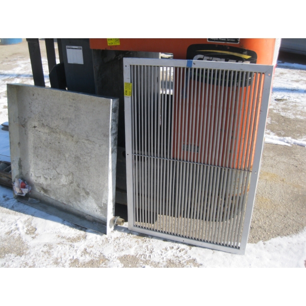 LG. VENT GRATE AND METAL DRAIN PAN