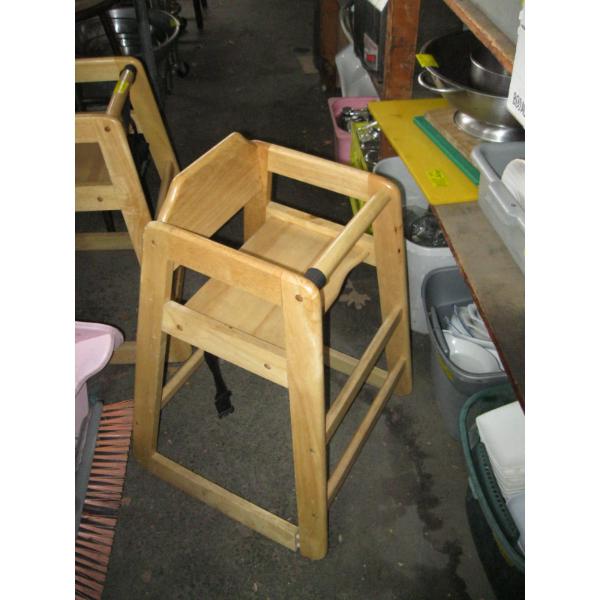 WOODEN COMMERCIAL HIGHCHAIR