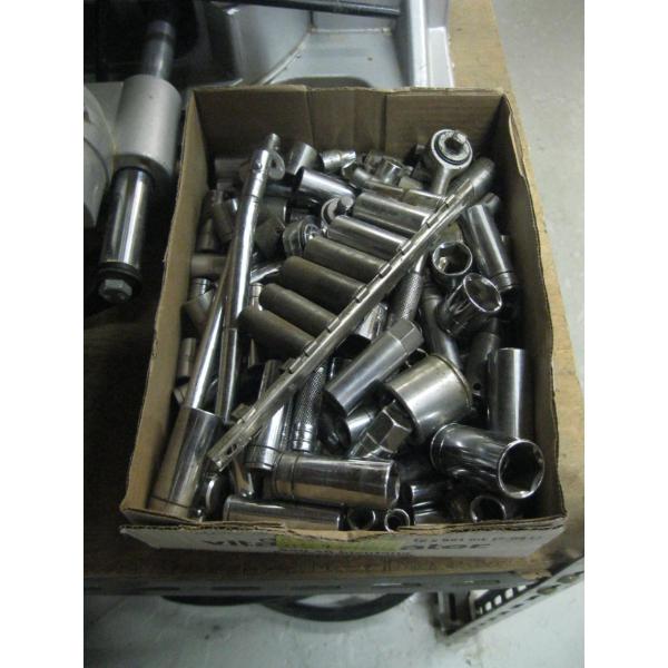 BOX OF ASST. 3/8" DRIVE SOCKETS & RATCHETS, ETC.