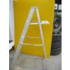 Image 2 : 5' ALUMINUM LADDER