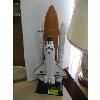 Image 1 : 1/100TH SCALE MODEL OF SPACE SHUTTLE