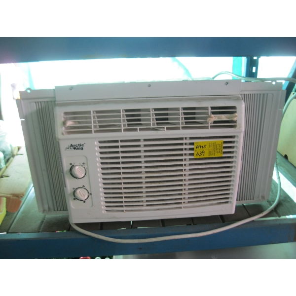ARCTIC KING WINDOW MOUNT AIR CONDITIONER