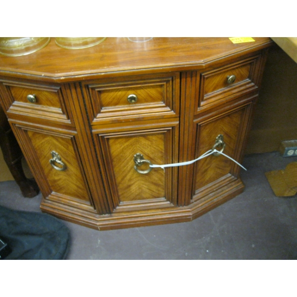 SMALL 2 DOOR HALL CABINET